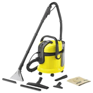 Aspirator Karcher SE 4001 în acțiune