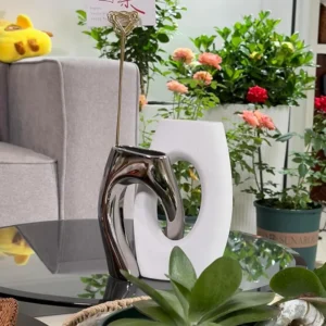 Set 2 vaze decorative din ceramică, alb și argintiu, design modern