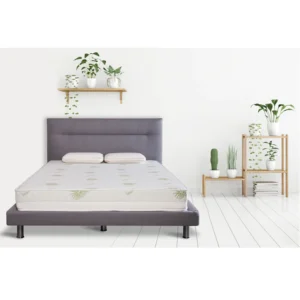 Saltea hipoalergenică cu spumă de memorie și tratament cu Aloe Vera pentru un somn confortabil și sănătos.