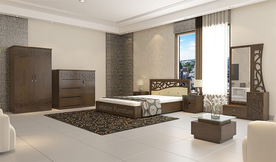 Set de mobilier pentru dormitor din lemn masiv, cu pat, dulap, noptiere și comodă