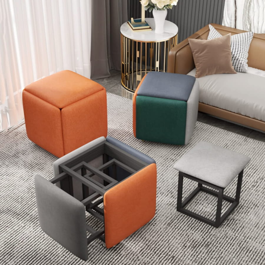 Tabureți colorați și moderni pentru living