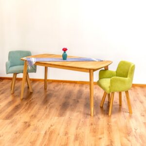 Masă extensibilă din lemn masiv de stejar, ideală pentru living sau bucătărie