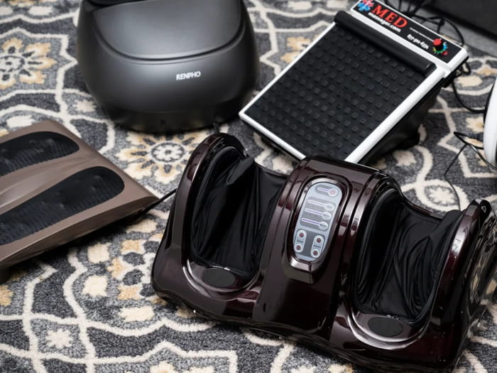 Aparate de masaj pentru picioare - diferite modele și tipuri