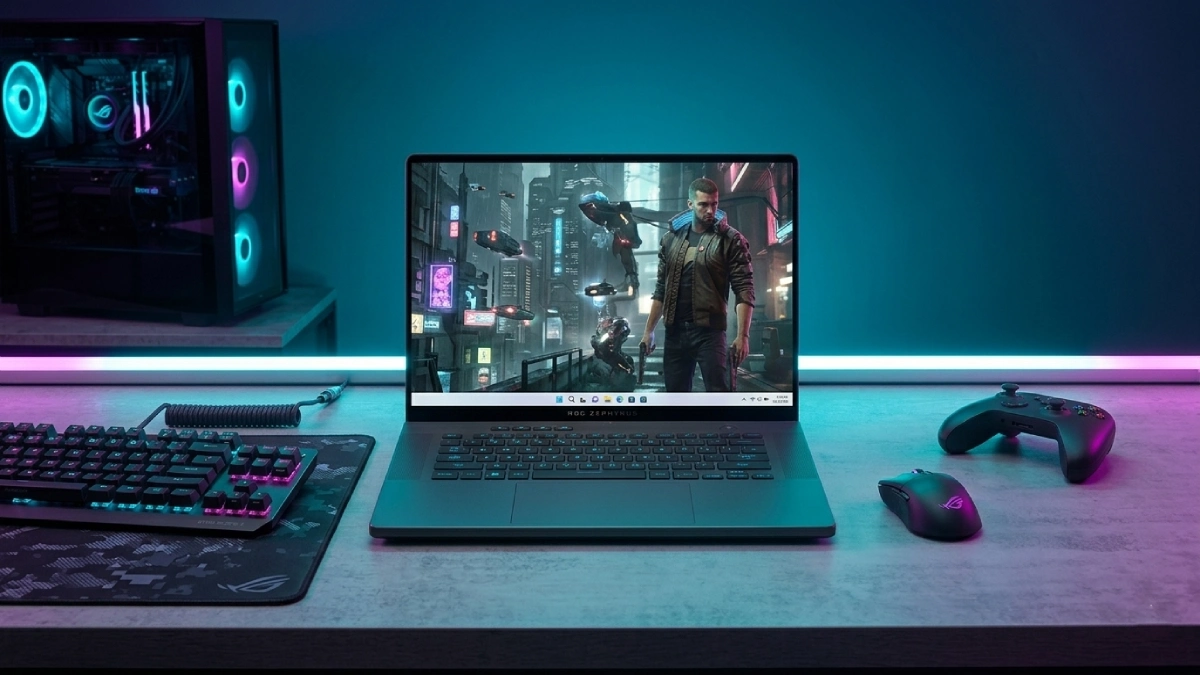 Laptop gaming ASUS ROG Zephyrus G16 GU605CR cu ecran OLED 2.5K 240Hz si RTX 5070 Ti