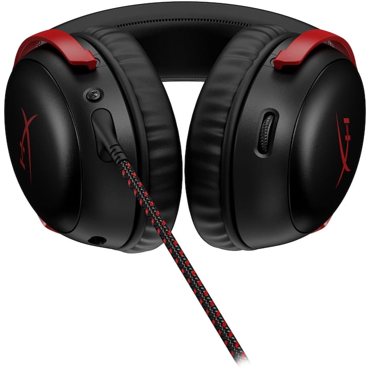 Căști gaming HyperX Cloud III cu fir și conectivitate multiplatformă.