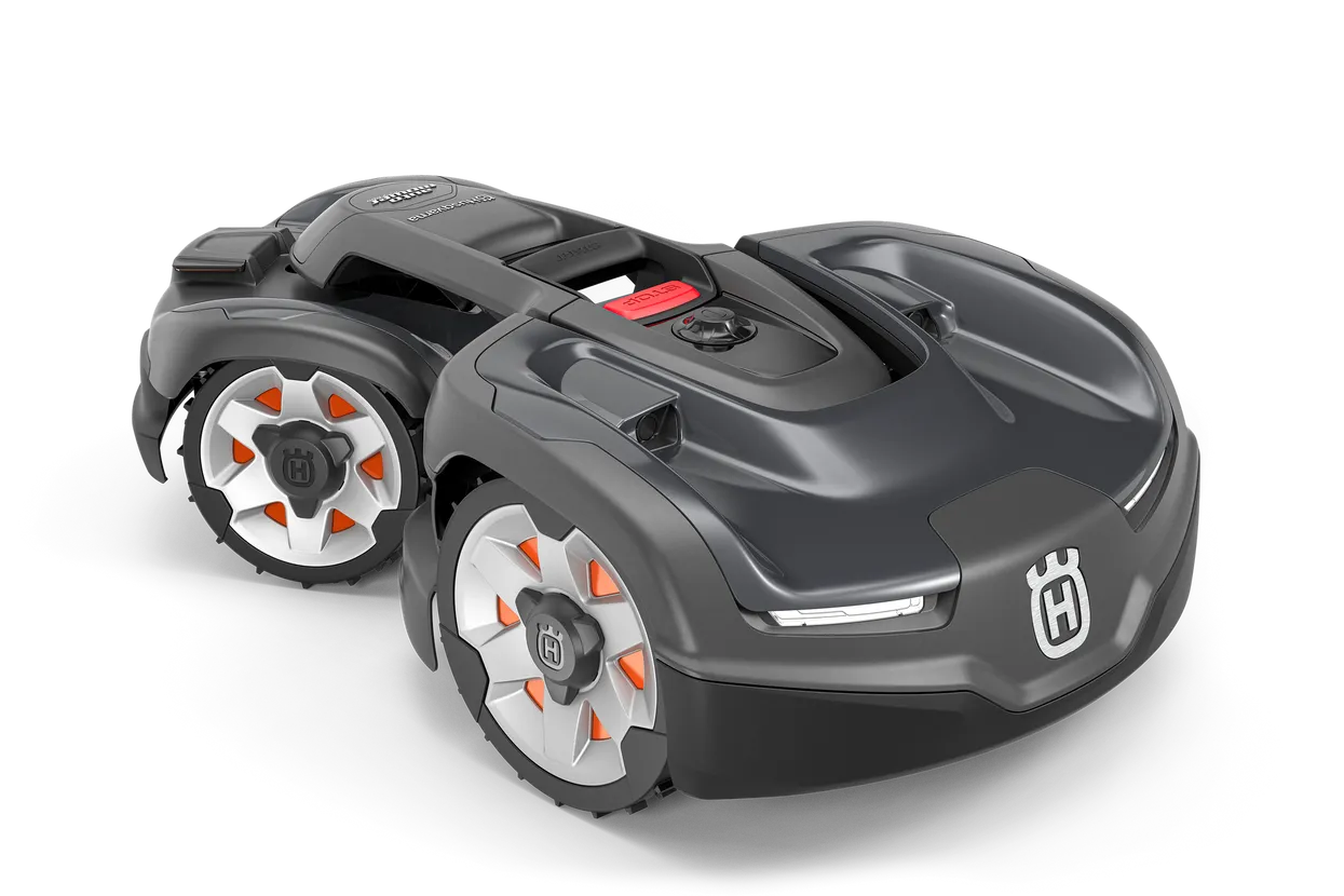 Robot de tuns iarba Husqvarna Automower 435X AWD pe teren inclinat