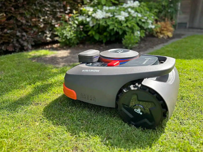 robot de tuns iarba Segway Navimow H800E