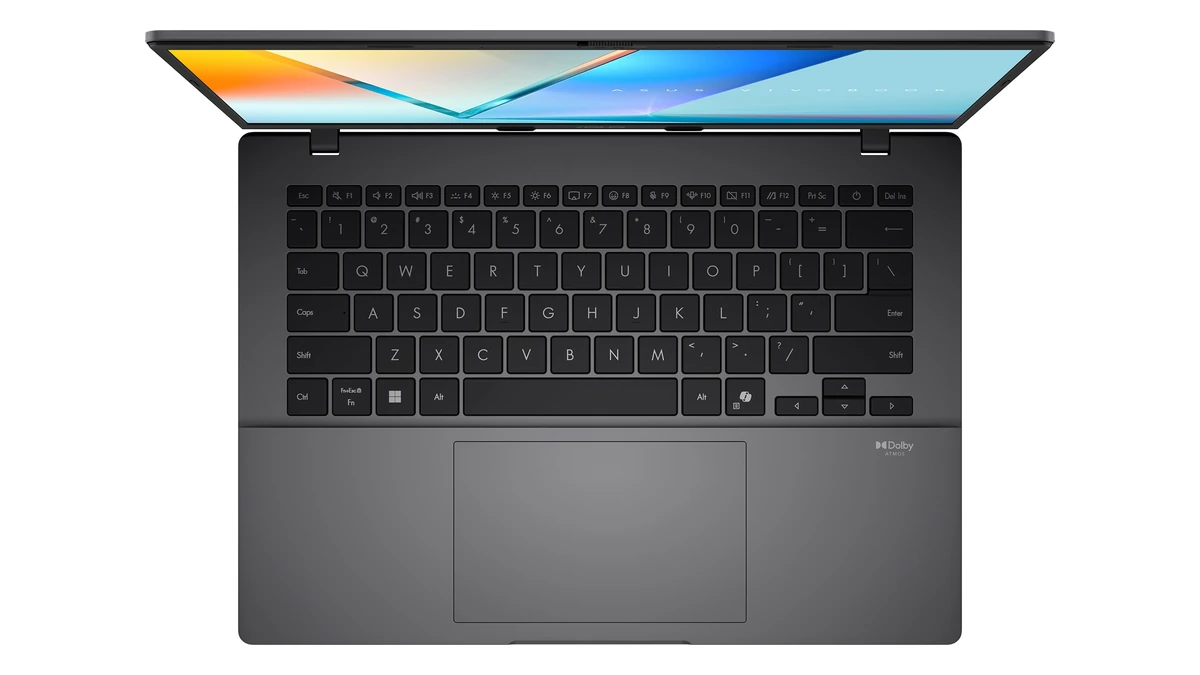 Tastatura și touchpadul laptopului ASUS Vivobook S14 S3407VA, văzute de sus