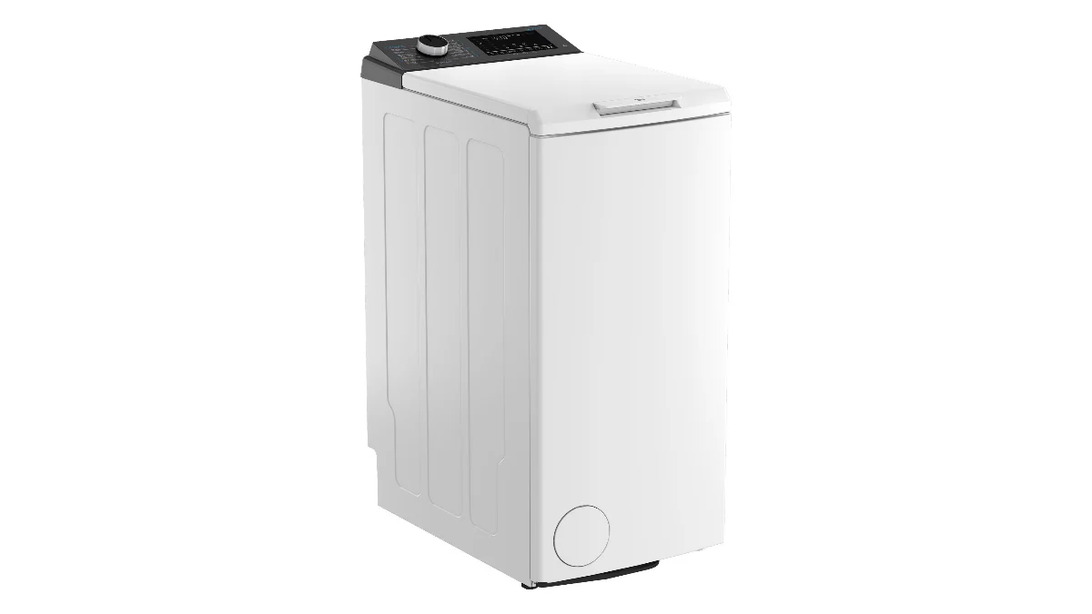 Mașina de spălat verticală Beko TB721DAESEE, albă, cu panou de comandă negru, văzută din trei sferturi