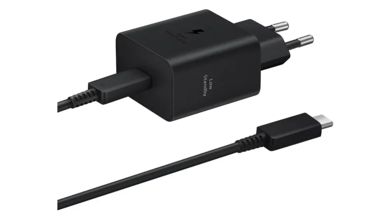 Încărcător Samsung de 45 W, negru, cu un port USB-C și cablu USB-C la USB-C