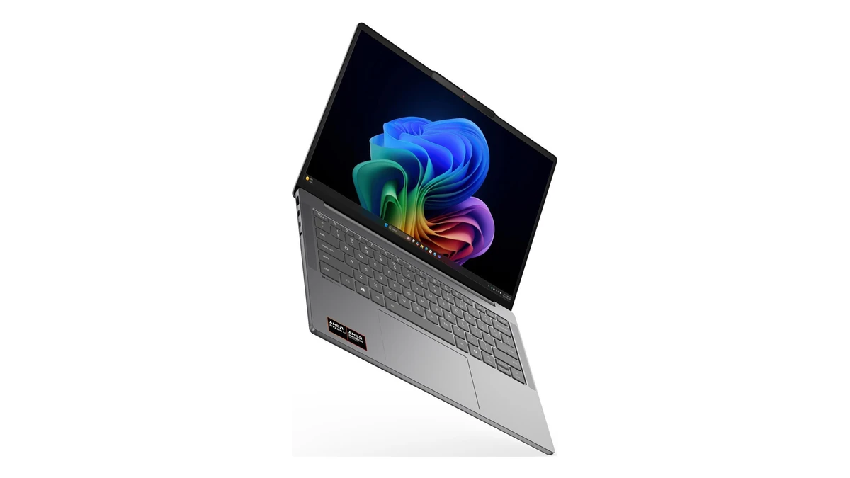 Laptopul Lenovo IdeaPad Slim 5 14AGP11 deschis, văzut din față și de sus, cu ecranul OLED aprins și tastatura gri