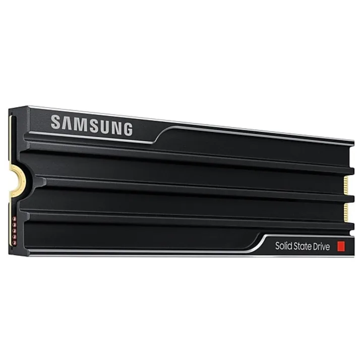 SSD Samsung 9100 PRO de 2 TB cu radiator negru, văzut de sus