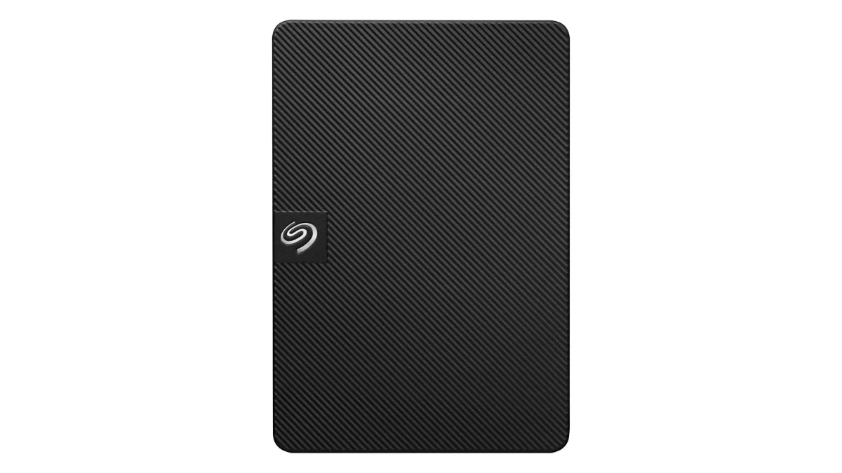 Hard diskul extern Seagate Expansion Portable de 2 TB, negru, pe fundal alb
